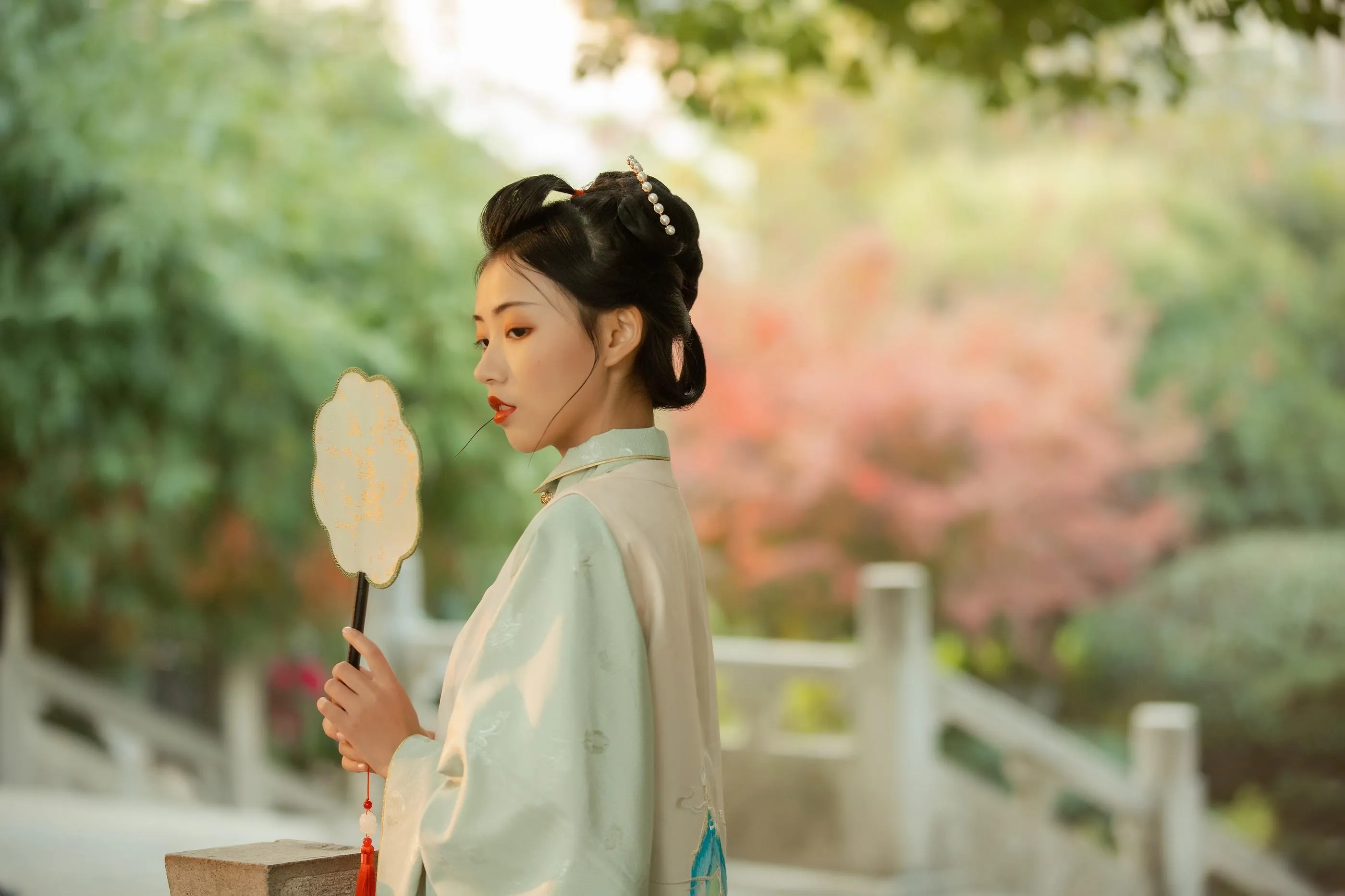[YITUYU艺图语]2022.08.28 春雨杏花急急落 日落欣橙 [27P]插图3